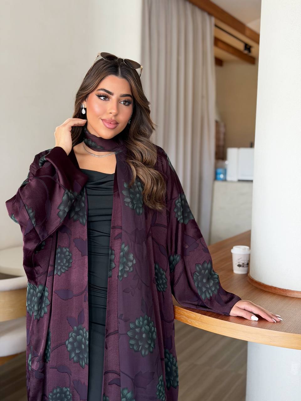 عباية "رُواء" الشتوية – فخامة الدفء والأناقة العصرية - الصورة 2