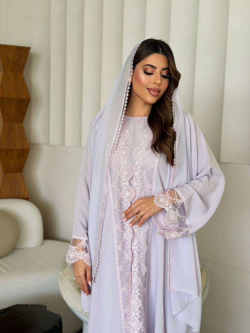 طقم عباية 'كلاسيك رويال' - أناقة متكاملة من 3 قطع - الصورة 2