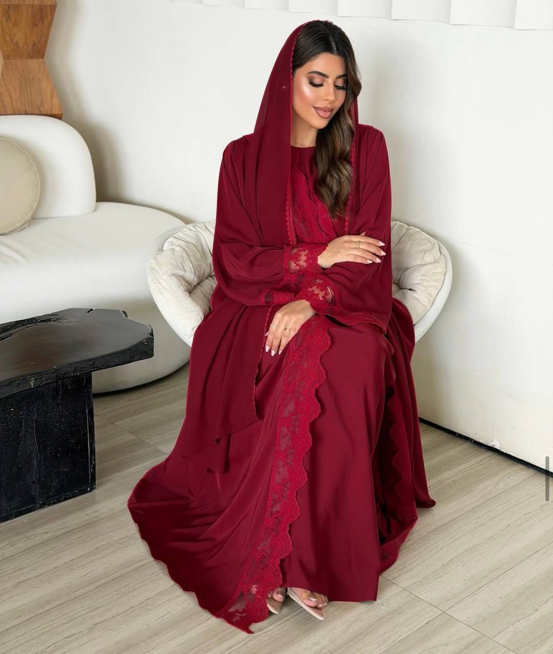 طقم عباية 'سحر الكلاسيكية' الفاخر - 3 قطع متكاملة - الصورة 2