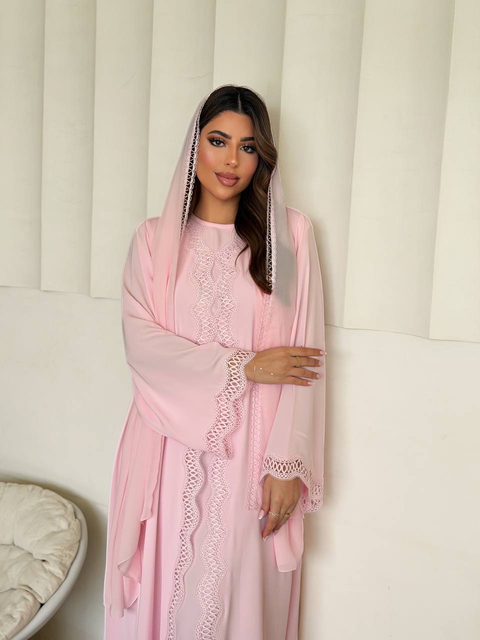 طقم عباية 'كلاسيك فينيس' الملكي - 3 قطع فاخرة - الصورة 2